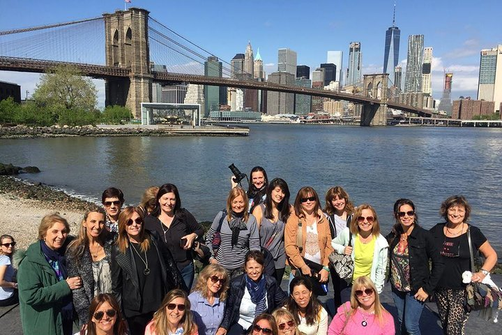 Contrast Tour - Photo 1 of 14